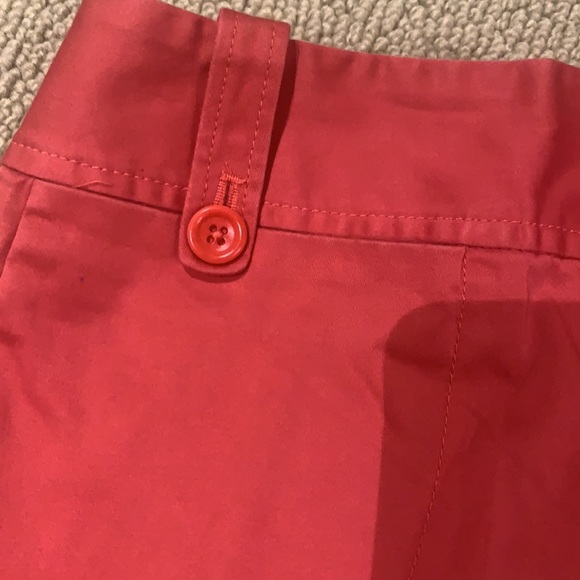 Ann Taylor Capri Pant - Picture 2 of 6